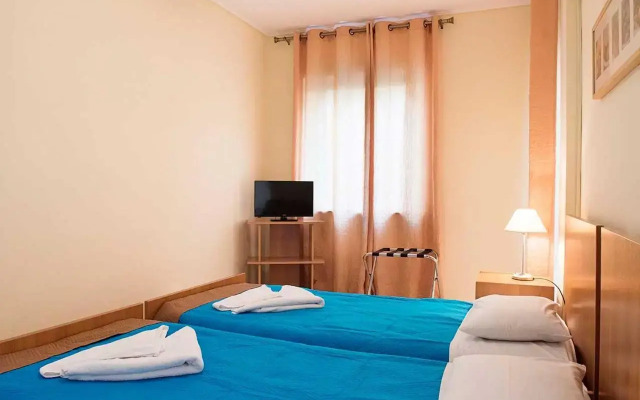 Stefanakis Hotel & Apartments