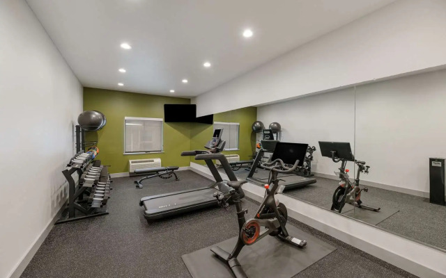 Spark by Hilton Midland South