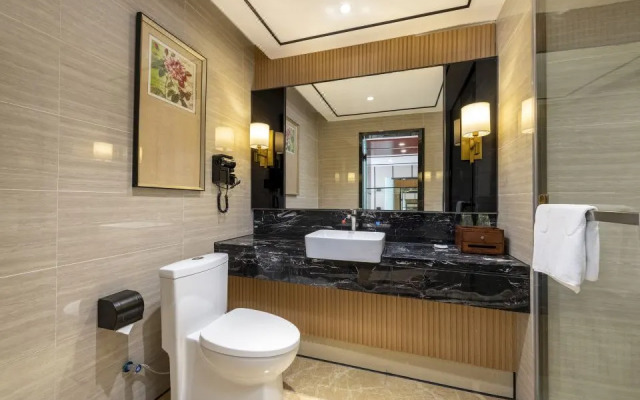 Guanfu Chinese Grand Hotel