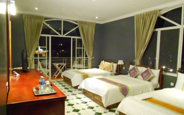 Nice Beach Hotel