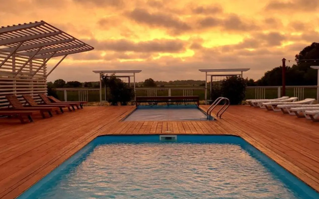 Творческий глэмпинг Скворечник