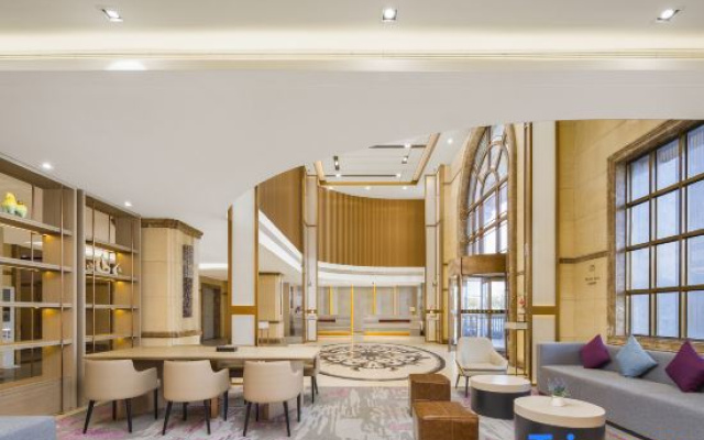 Lavande Hotel Henan University Kaifeng Drum Tower Square