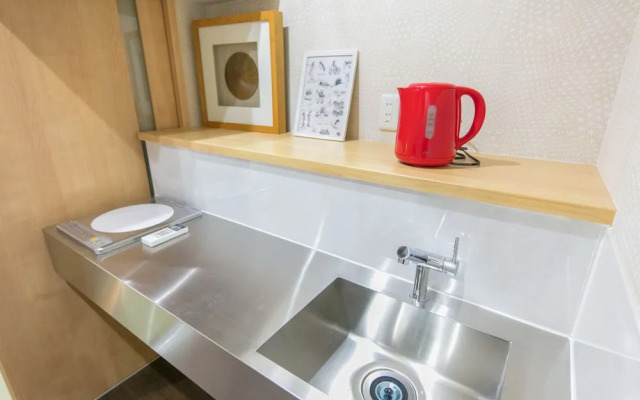 GUESTHOUSE Higasikujyou Yanagi Sitamachi