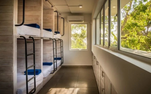 Island Hostels