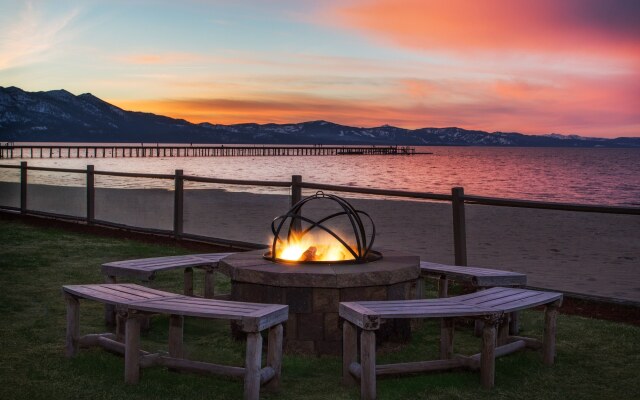 Tahoe Lakeshore Lodge & Spa
