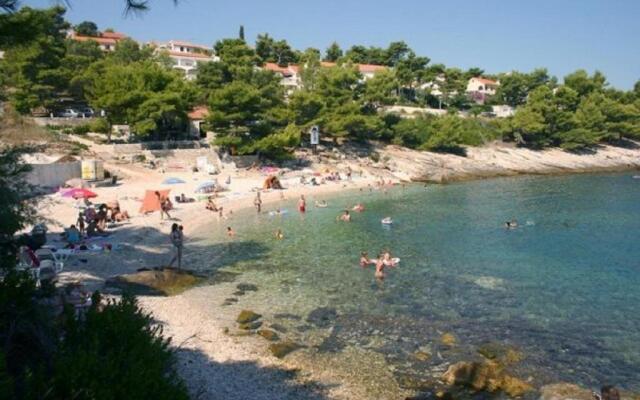 Apartment Perica - 10 m from sea