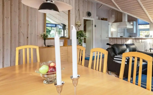 7 Person Holiday Home in Logstor-by Traum