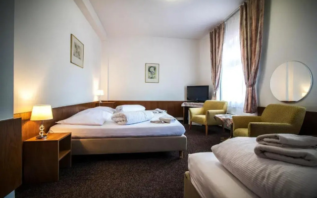 Hotel Skála