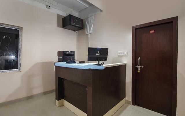 Shiva Guest House by OYO Rooms