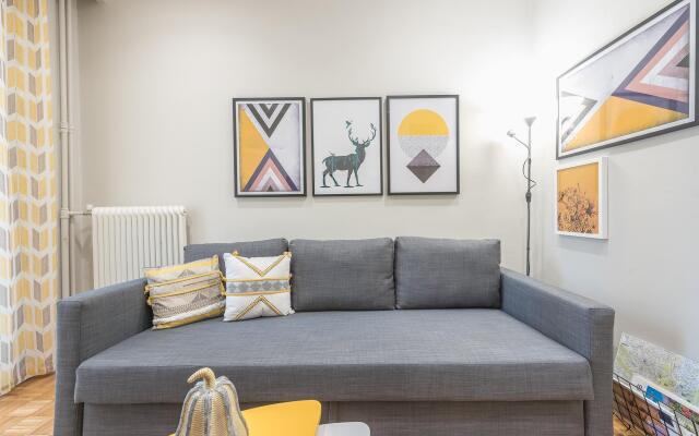 Elegant Mavili Suite by Cloudkeys