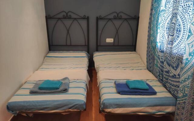 Frigiliana 3-bed Apartment- Sleeps 8