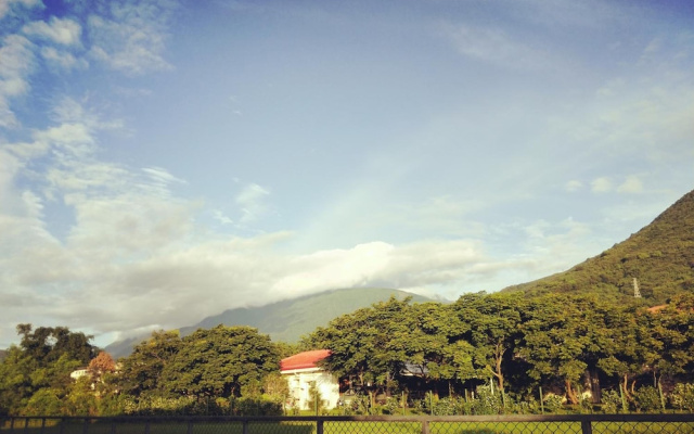 Feng Ye House