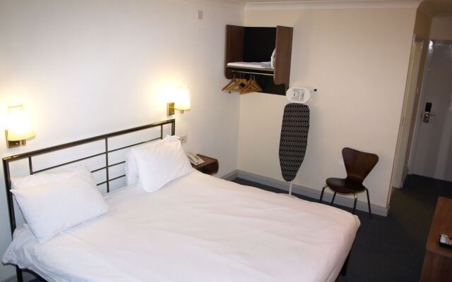 Travelodge Manchester Street Hotel