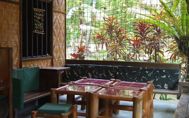 Eddie's Beach Resort Siargao