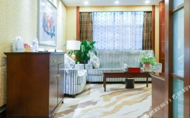 YOUNG KING HOTEL(Foshan Nanhai Jiujiang Branch)