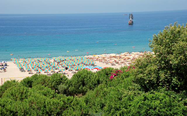 Grand Okan Hotel