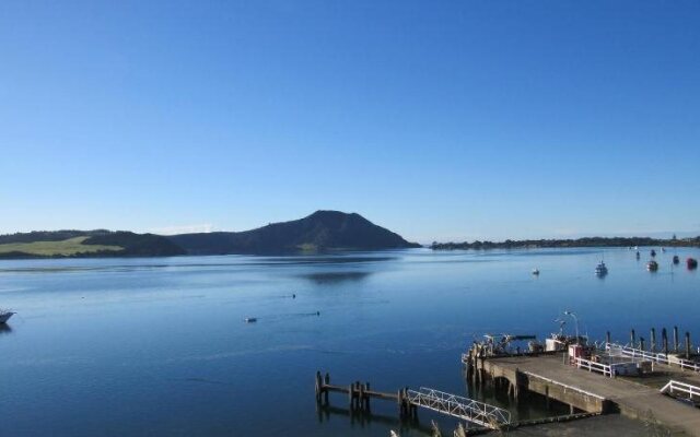 Pukenui Lodge Motel & Hostel/Backpackers