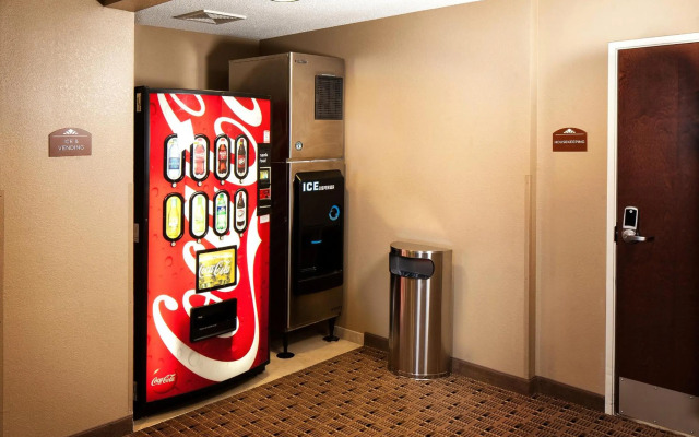 Microtel Inn & Suites by Wyndham St Clairsville/Wheeling