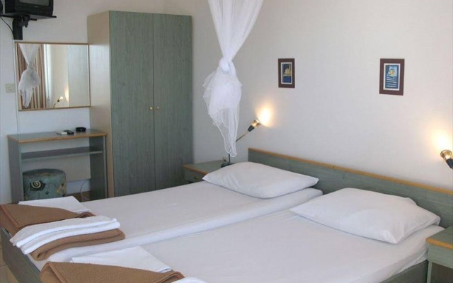 Vila 4m - Boarding House And Apartments