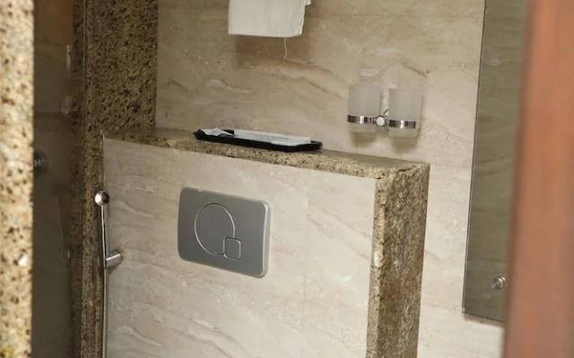 Hotel Anantha Executive Suites