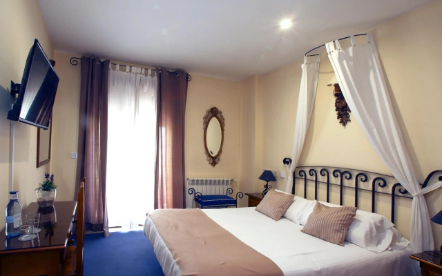 Hotel Arco San Vicente