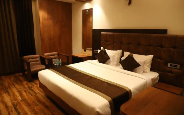 Hotel Emperio Grand