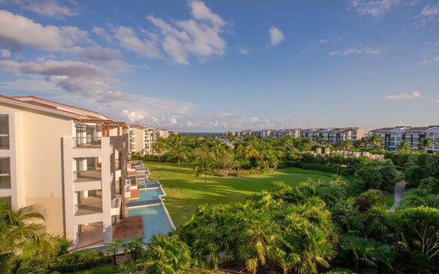 Casa Sky Penthouse Mareazul 2 Bedroom Condo by RedAwning