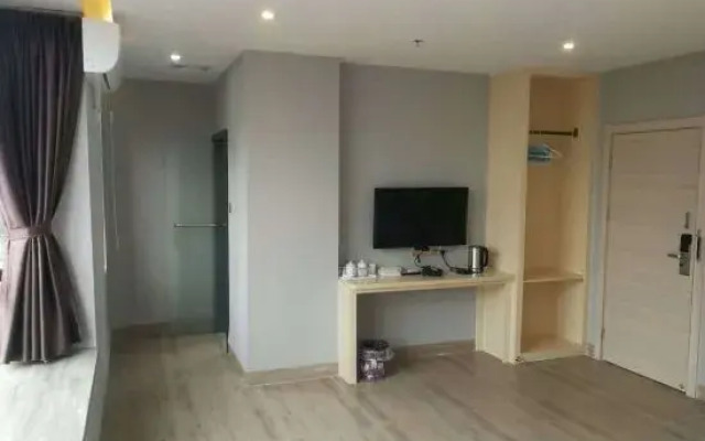 Jinhong Hotel