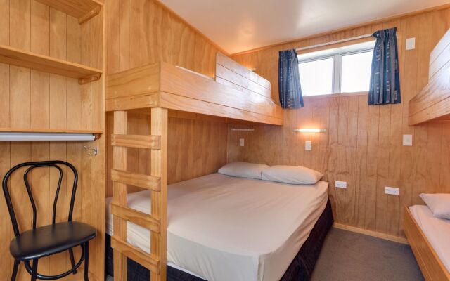 Wellington TOP 10 Holiday Park