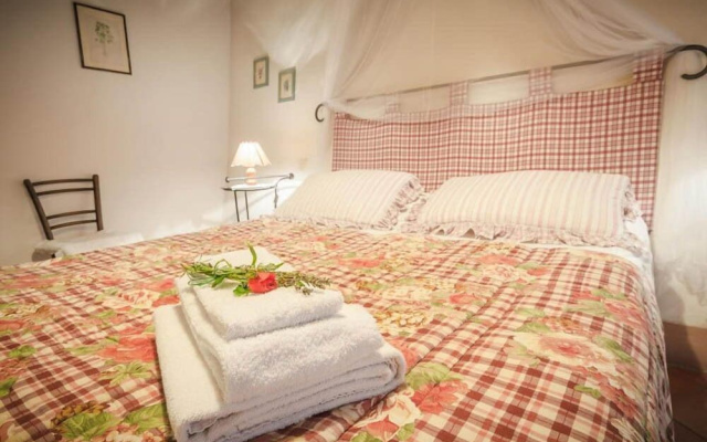 Verdidea - Podere Contignano (up to 21 people)