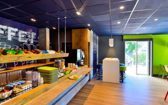 ibis budget Pau Lescar