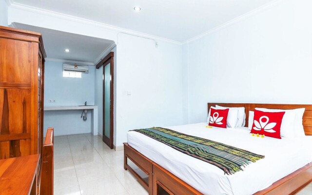 ZEN Rooms near Batu Bolong Canggu