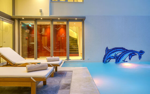 Kyma Suites Beach Hotel