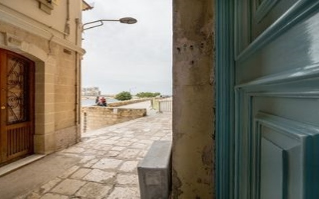 Valletta Holiday Old Theatre Lane