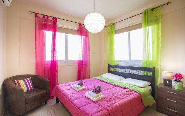Mackenzie Rose Suite