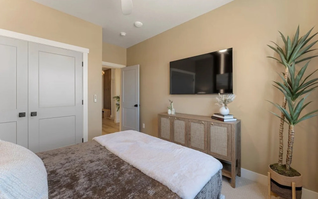 Surfside Escape 3 Bedroom Condo