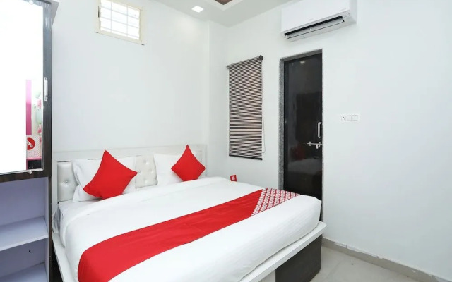 OYO 13822 Kolar Hotel