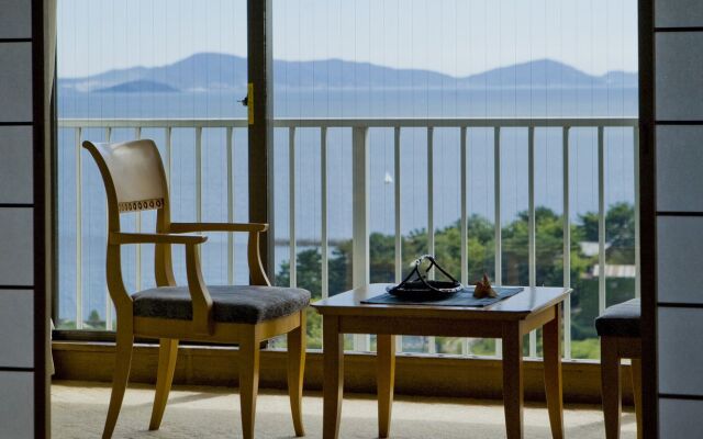 Miya Onsen Higaki Hotel