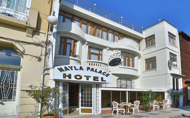 Nayla Palace Hotel