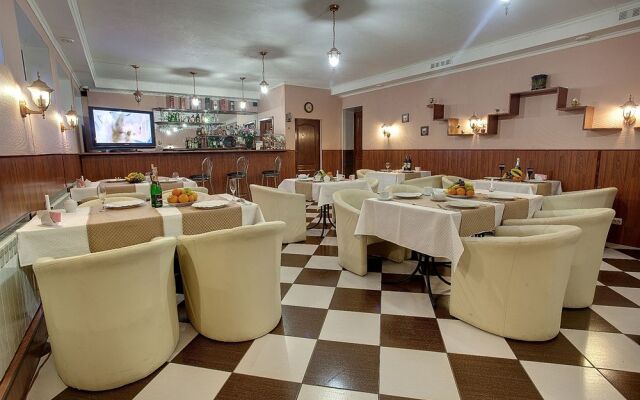 Korona Hostel