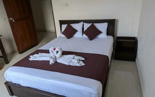 Trinco Star Hotel