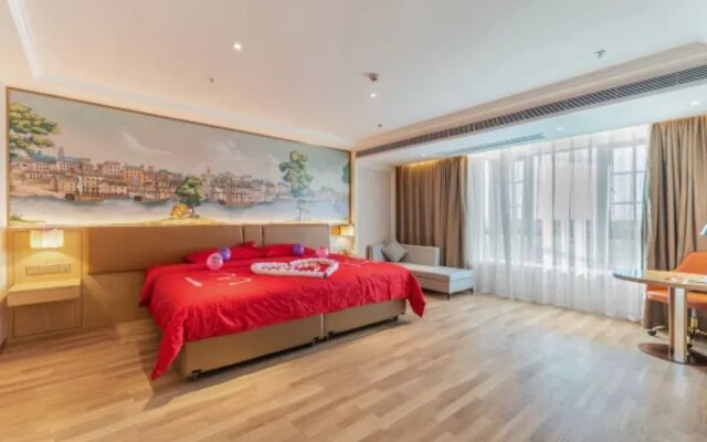 Vienna Hotel (Lingao Store)