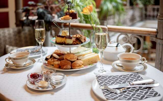 BLUME. - Baden Hotel & Restaurant