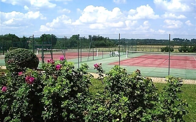 Le relais fleuri, Hôtel et restaurant Logis - Avallon