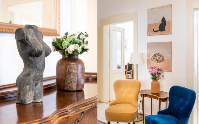 Kafka Apartment 4BR+2bath Old Town