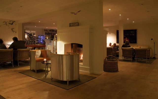 Ruths Hotel