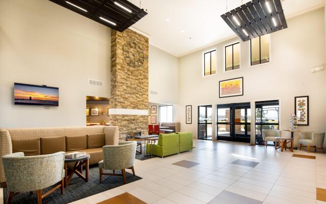 Country Inn & Suites by Radisson, South Haven, MI