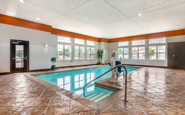 Best Western Plus Coweta's 1st Hotel