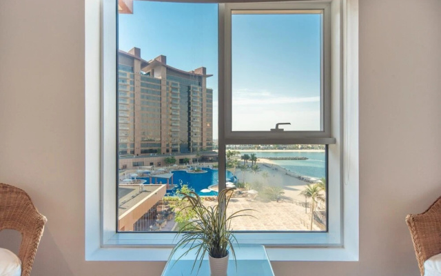 Pvt Beach Andaaz Residence