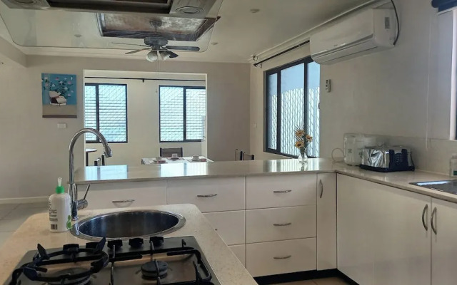 Leisure City Apartment